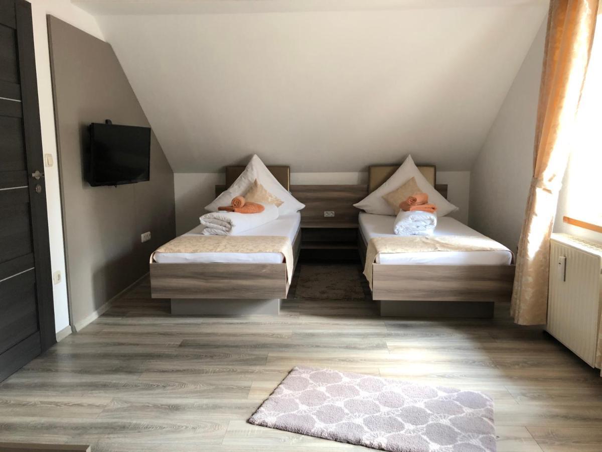 Pension Goldenes Vogtland Adorf Buitenkant foto